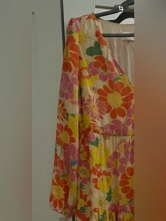 Sugarlips Floral Tiered Maxi Dress Sz. M So Pretty! - Picture 2 of 3